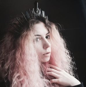 Meet your Posher, Dada